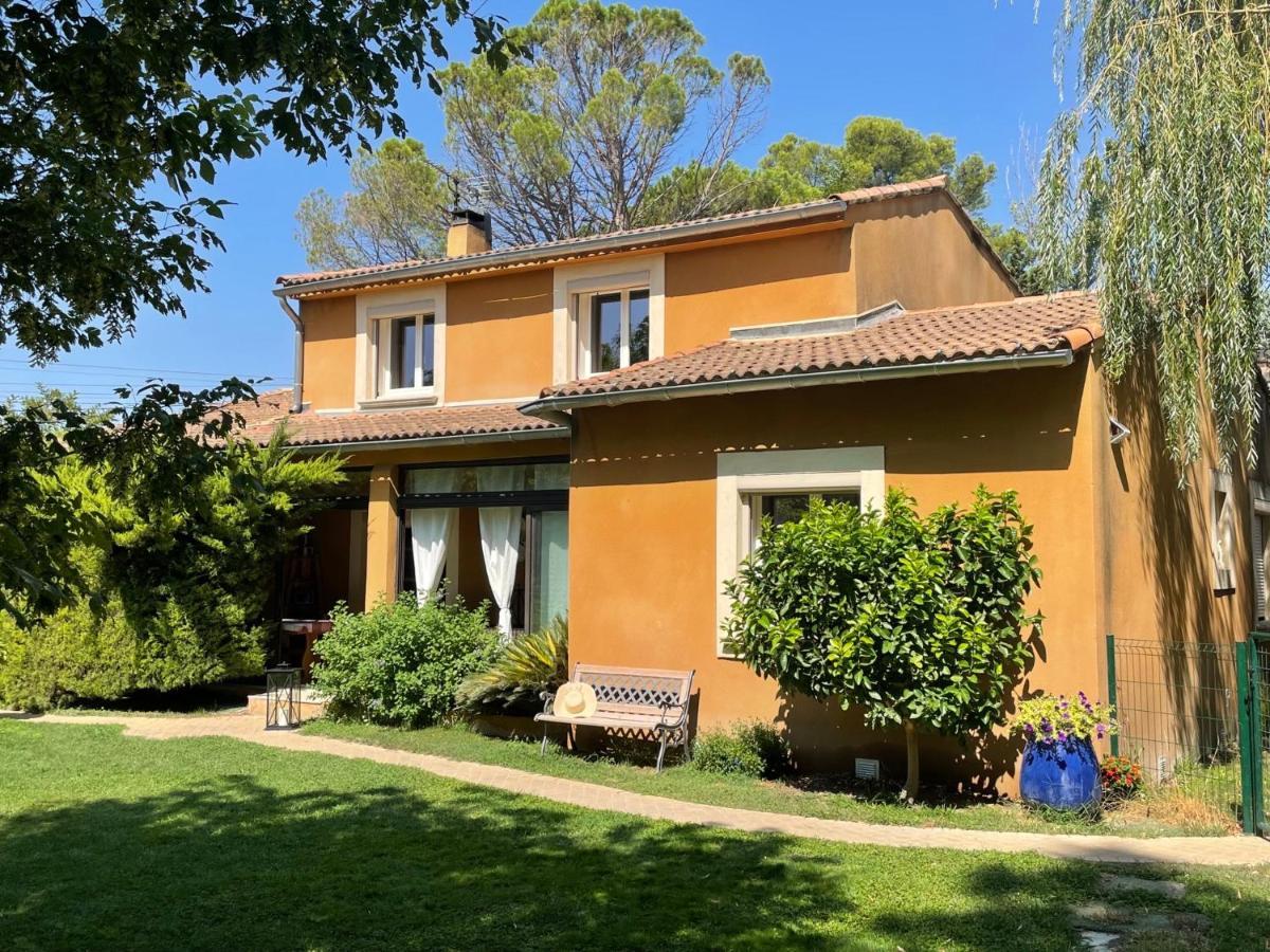 Logement Lumineux, Entierement Renove Avec Jardin Caumont-sur-Durance Exterior photo